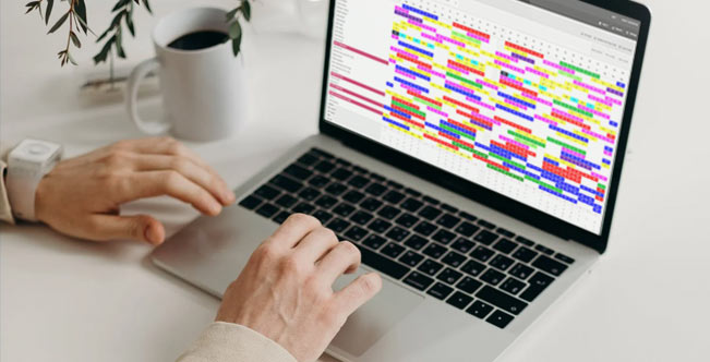 Why is the 4 on 4 off shift pattern so popular?
